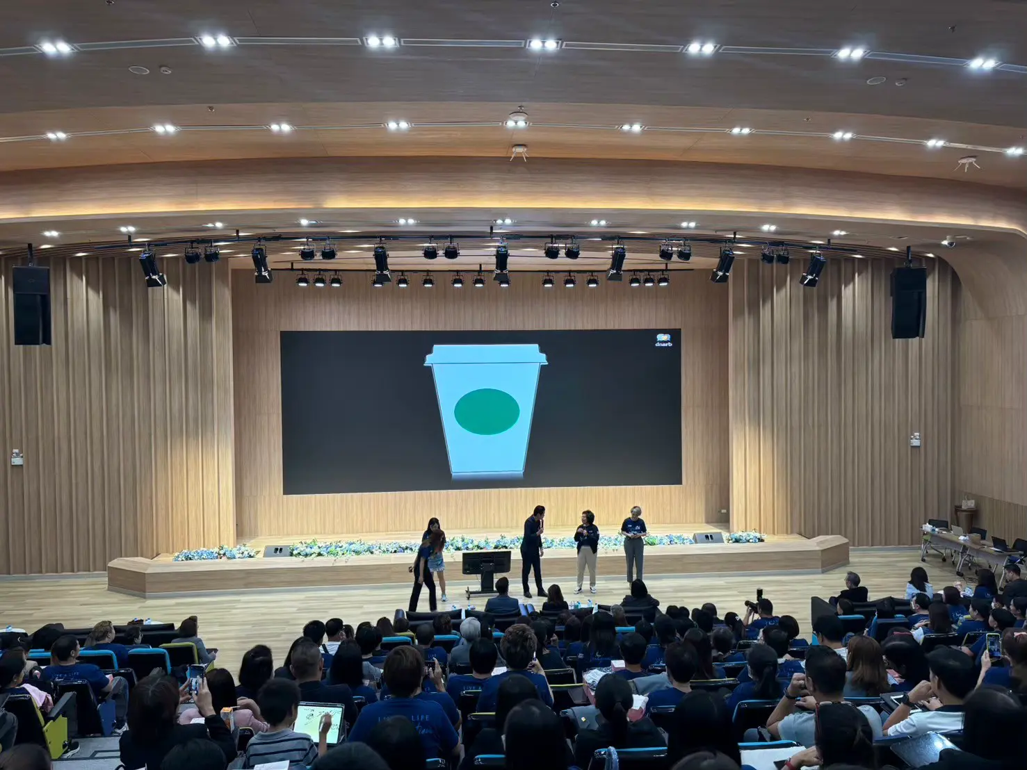 LINE_ALBUM_กรุงเทพประกันชีวิต 14767_250204_3